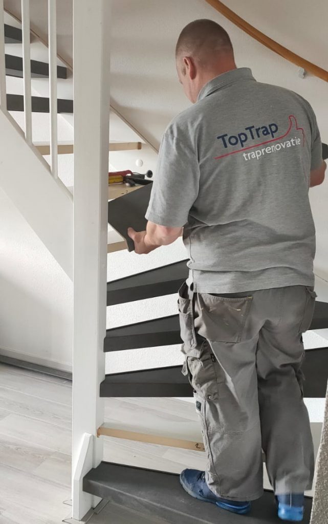 Hedendaags Makkelijker maken Oude man Tips voor het renoveren van je trap